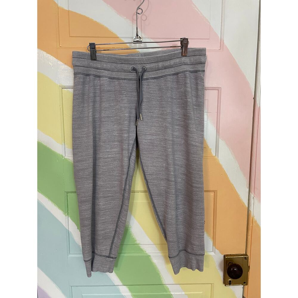 Lululemon Gray Cropped Jogger Sweatpants Women’s M 8 Lounge